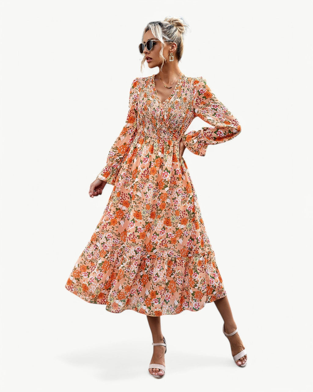 FREJA KJOLE | Let, romantisk og blomstrende elegance