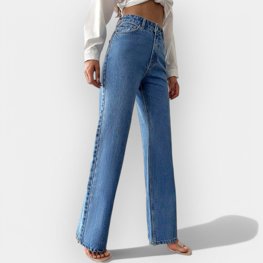 KARA – HØJTALJEDE JEANS MED LØS PASFORM