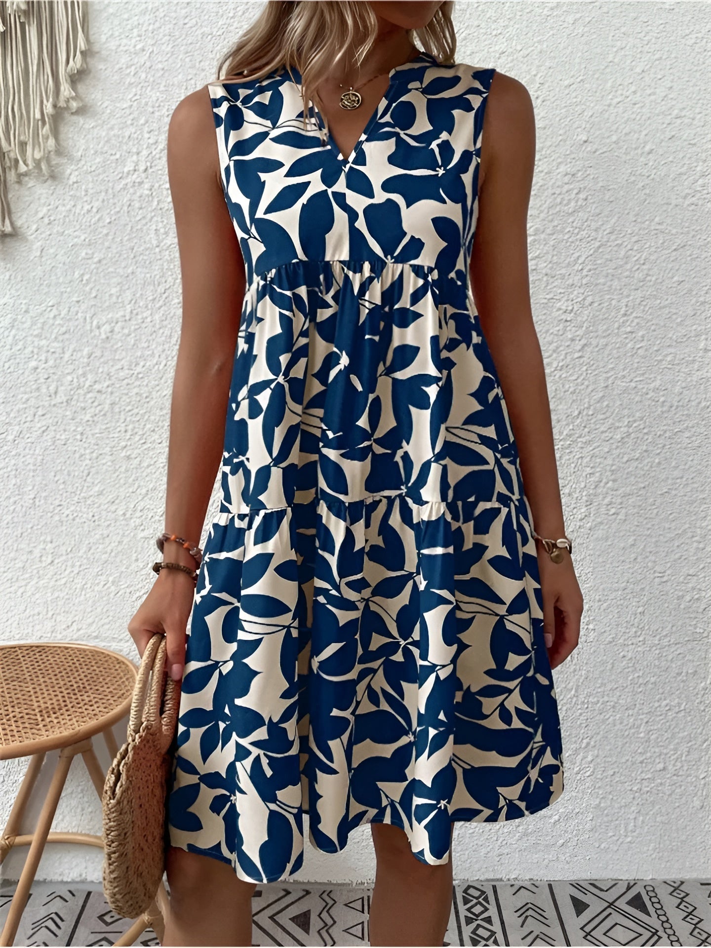 Maria – Elegant V-hals sommerkjole