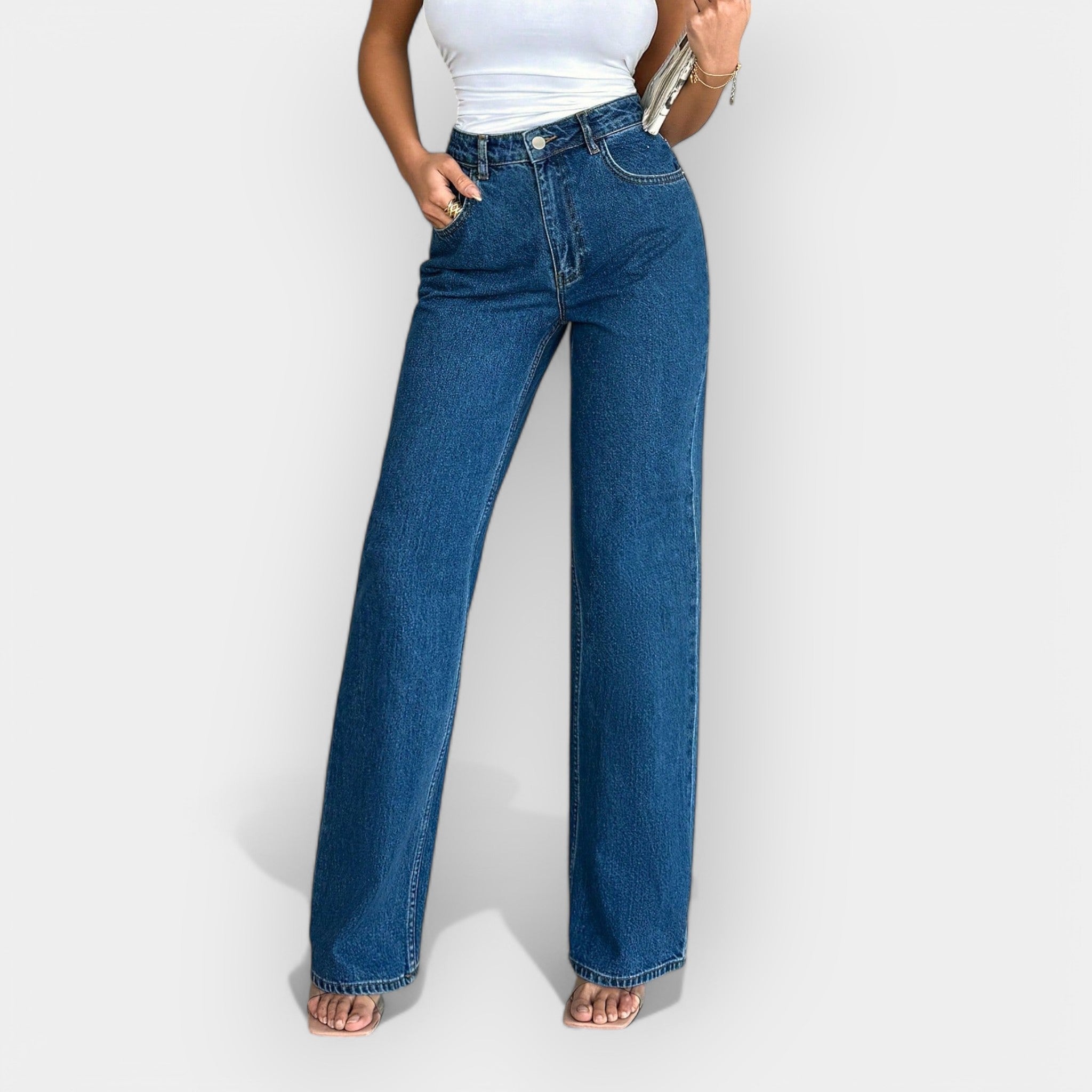 KARA – HØJTALJEDE JEANS MED LØS PASFORM