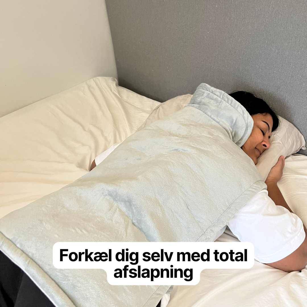 RelaxZone™ - Vægtet Varmepude til Nakke, Skuldre & Ryg