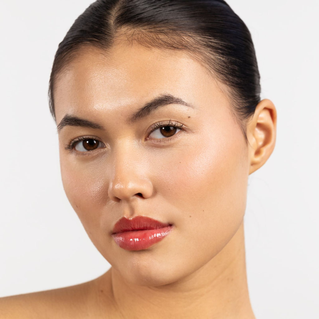 LIP SHEEN