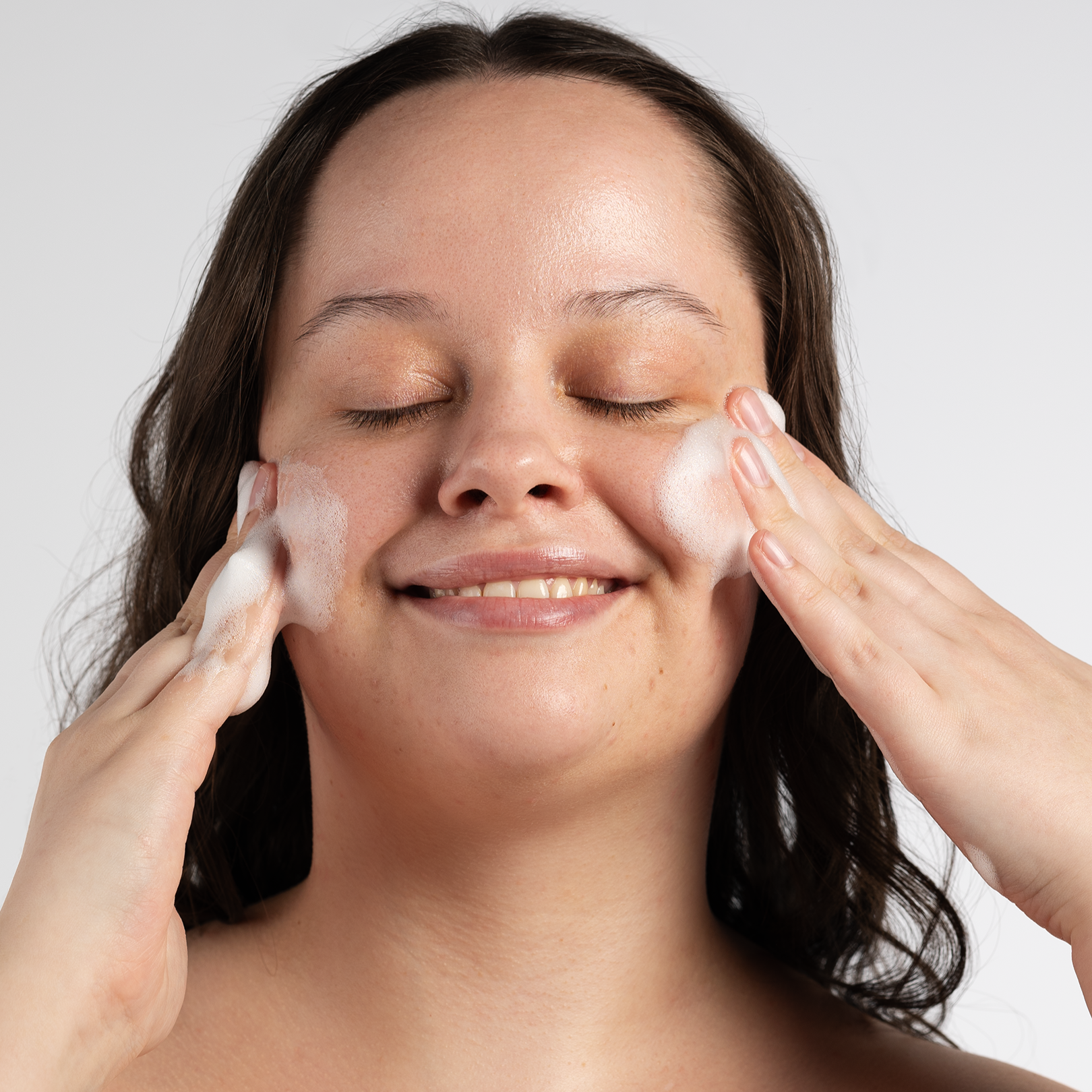 SOFT CLEANSING FOAM