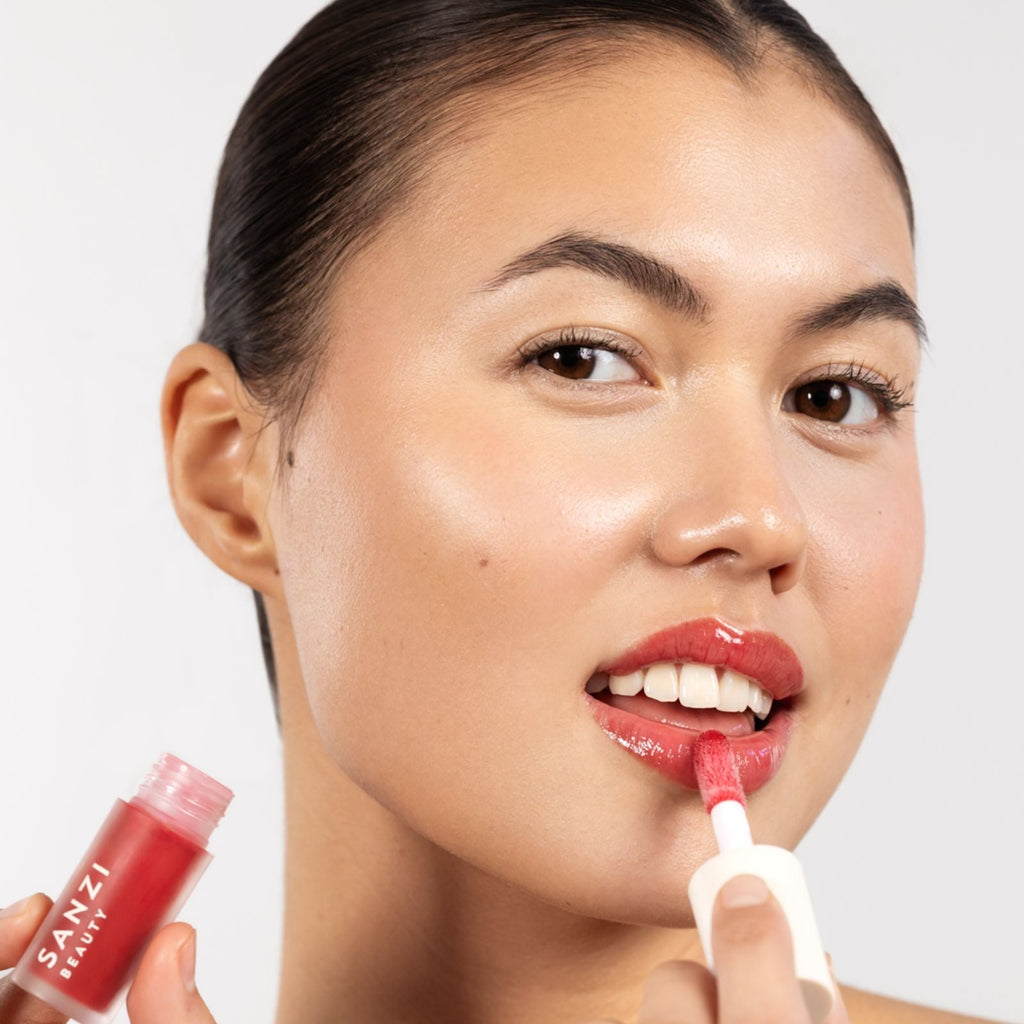 LIP SHEEN