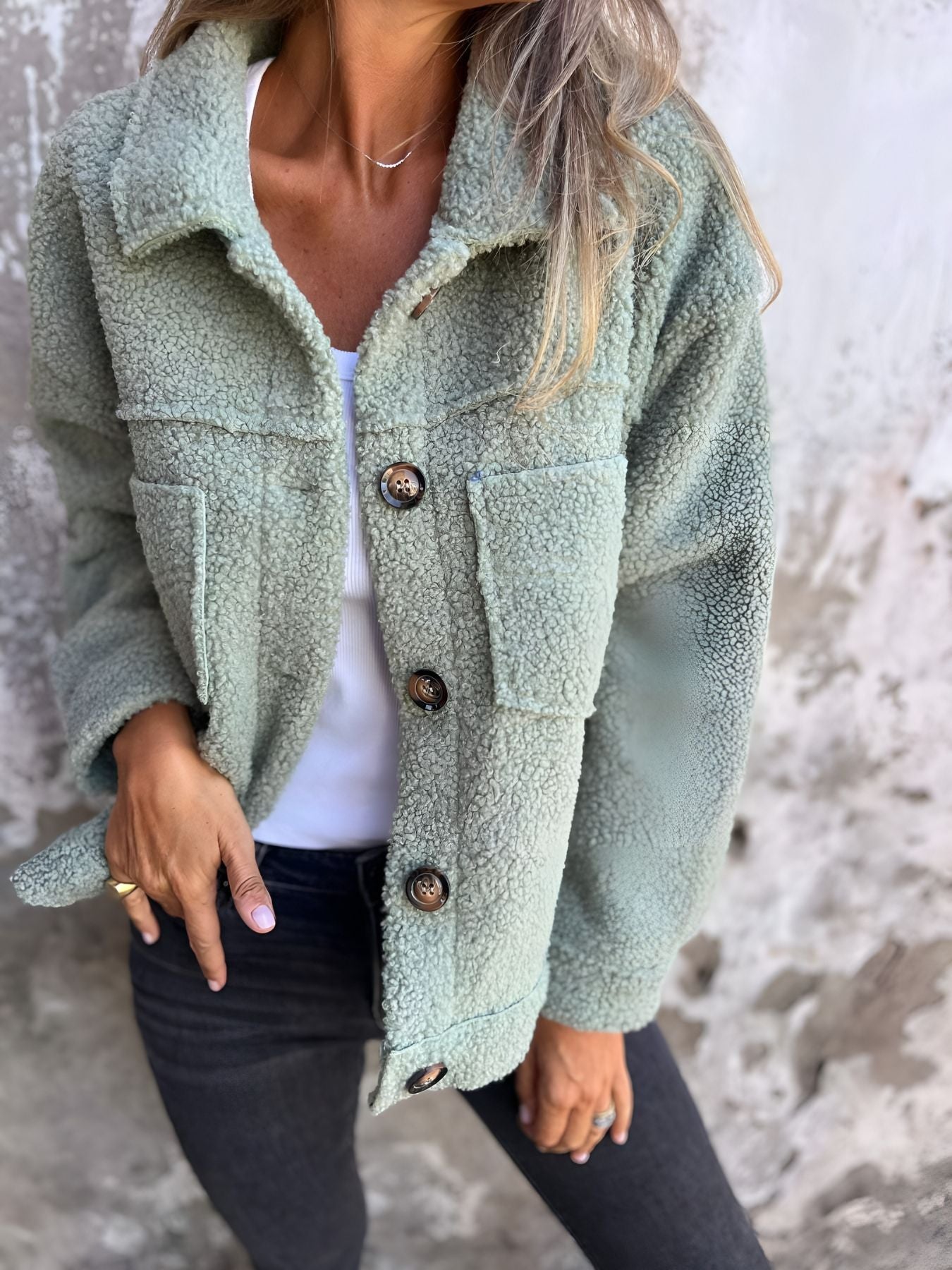 Lea | Varm & stilfuld teddyfrakke