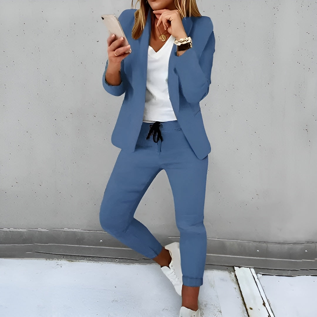 SOFIA BLAZERKOSTUME | Tidløs elegance med moderne komfort