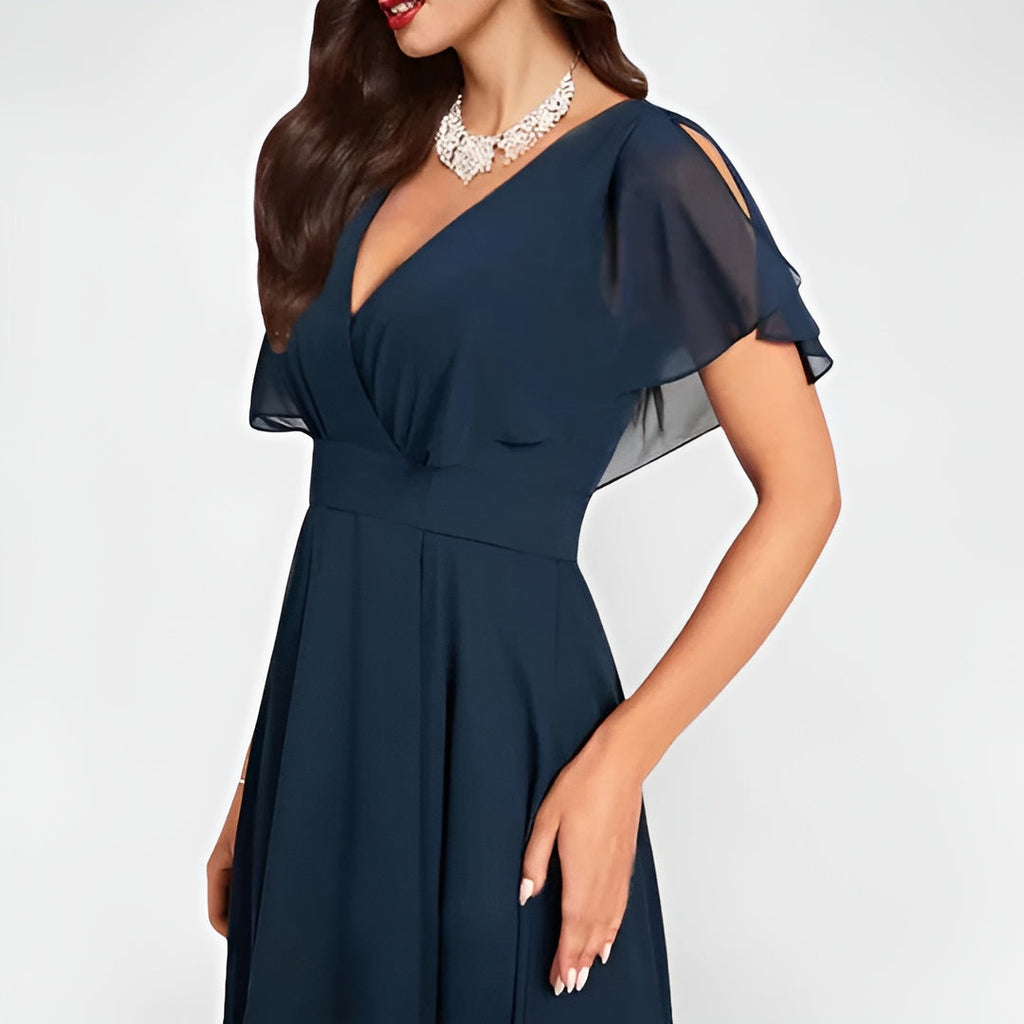 Catalina – Elegant maxikjole med V-udskæring