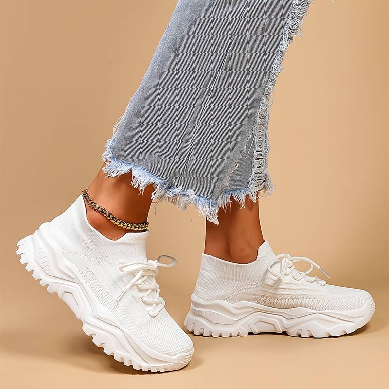 Lise | Stilfulde Letvægts Hvide Sneakers