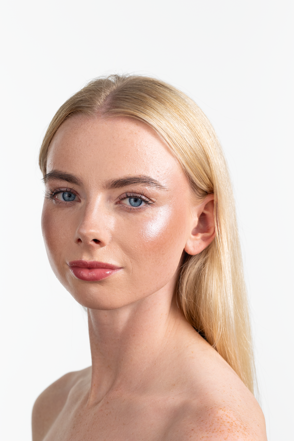 POWDER HIGHLIGHTER