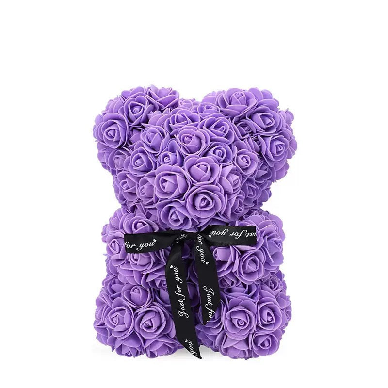 Rosebjørn i kunstige blomster