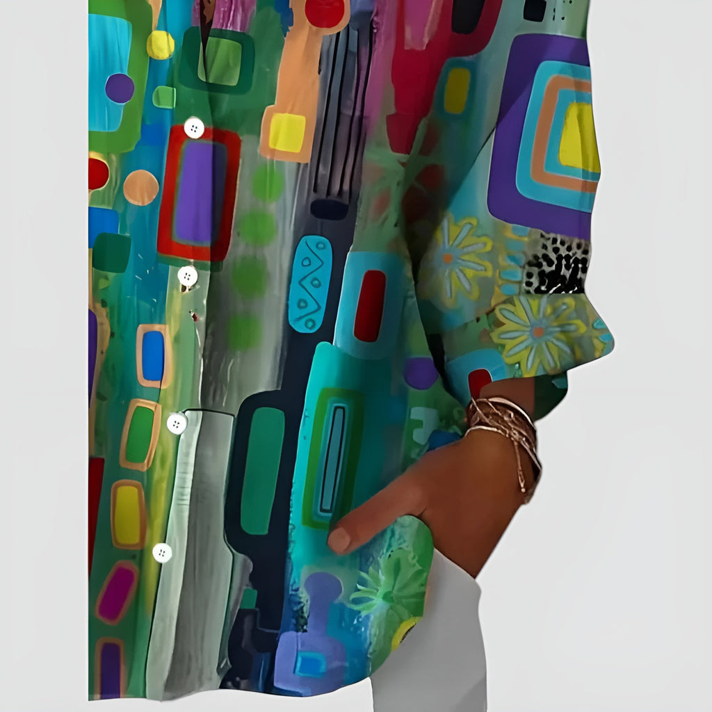 Nila bluse med geometrisk mønster