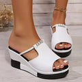 Silla | Stilfulde Kilesandaler med Rhinestone-detaljer
